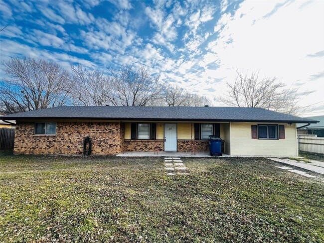 property at 215 Birdwell Rd