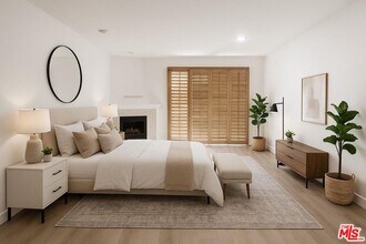 131 N Wetherly Dr in West Hollywood, CA - Building Photo - Building Photo