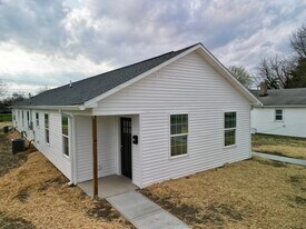 836 Maple St in Tipton, IN - Building Photo