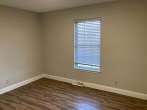 654 Abbie Ct in Jackson, MO - Building Photo - Building Photo