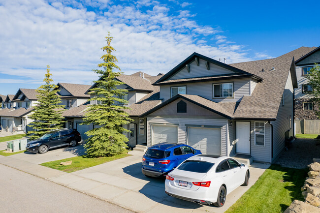 60 Panatella Vill NW in Calgary, AB - Building Photo - Building Photo