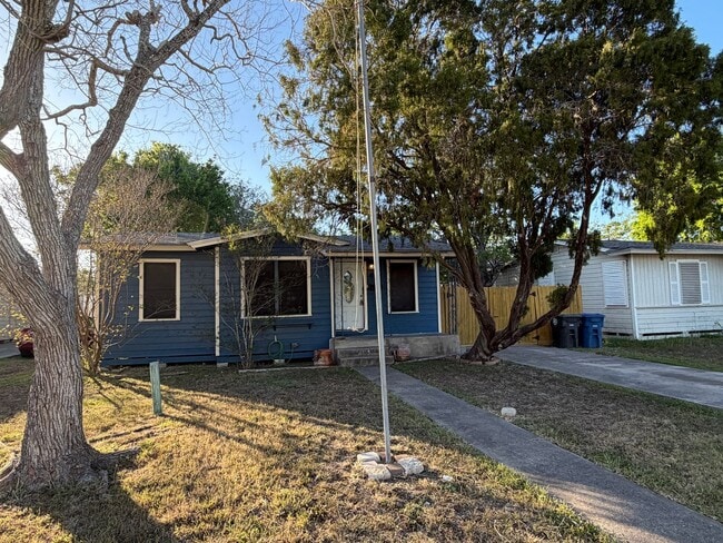 4925 Jo Ann St in Corpus Christi, TX - Building Photo - Building Photo