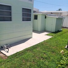 711 51st Ave Dr W in Bradenton, FL - Building Photo - Building Photo