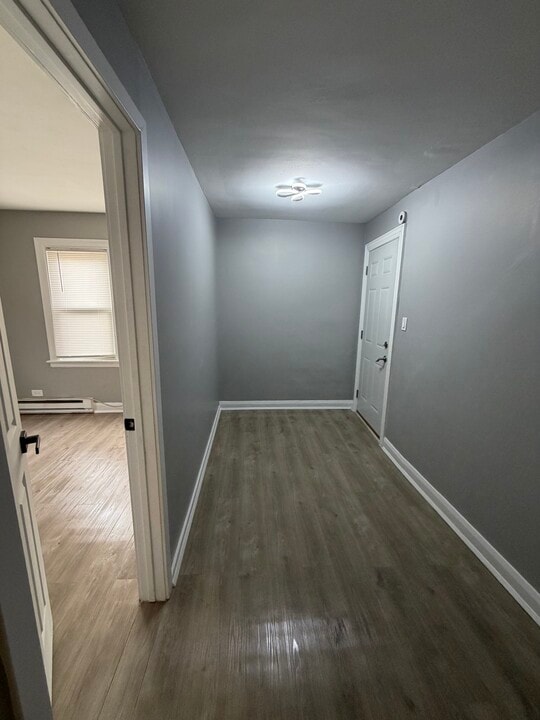 7805 Central Ave in Burbank, IL - Building Photo