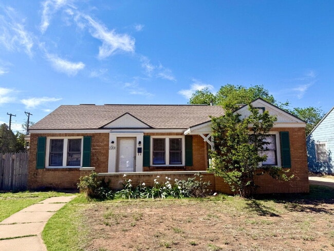 property at 2201 28th St