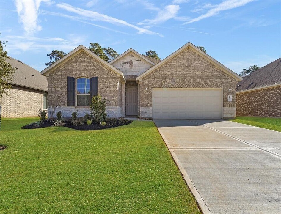 5839 Brimstone Hill Ln in Conroe, TX - Building Photo