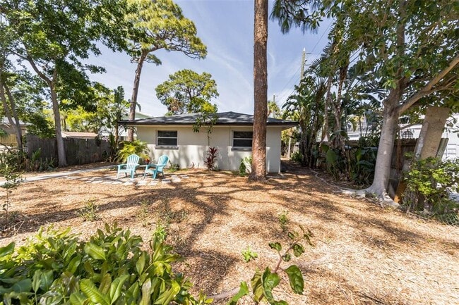 418 Lebeau St in Clearwater, FL - Building Photo - Building Photo