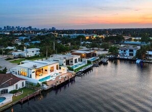 2225 NE 19th St in Fort Lauderdale, FL - Building Photo - Building Photo