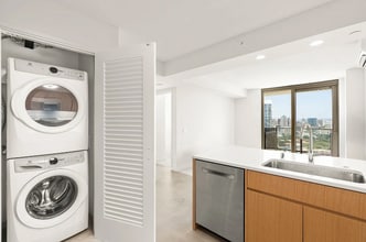 1388 Kapiolani Blvd in Honolulu, HI - Building Photo - Building Photo