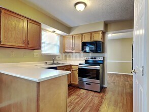 6334 Tara Brooke Ct in Hamilton, OH - Building Photo - Building Photo