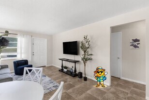 13921 19th St, Unit SI ID1234461P in Dade City, FL - Building Photo