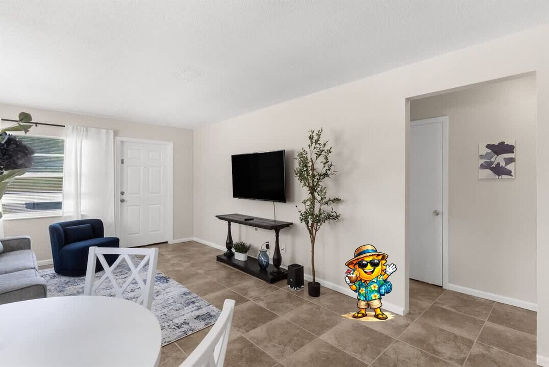 13921 19th St, Unit SI ID1234461P in Dade City, FL - Building Photo