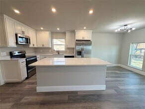 7129 Southridge Trail in Fort Worth, TX - Building Photo - Building Photo