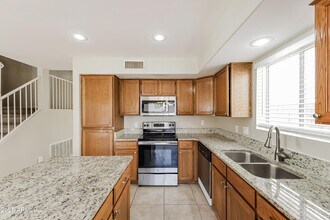 9721 W Runion Dr in Peoria, AZ - Building Photo - Building Photo