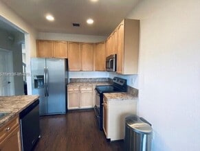 3164 Merrick Terrace in Margate, FL - Building Photo - Building Photo