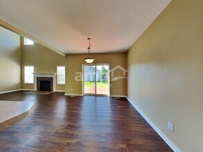 11225 Santa Barbara Dr in Plain City, OH - Building Photo - Building Photo
