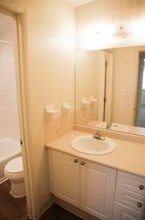 1662 Summit St in Columbus, OH - Building Photo - Building Photo