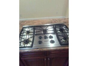 3296 Myrtle St in Atlanta, GA - Building Photo - Building Photo