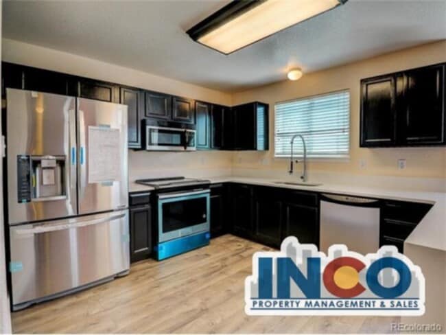 15576 Olmsted Pl in Denver, CO - Building Photo - Building Photo