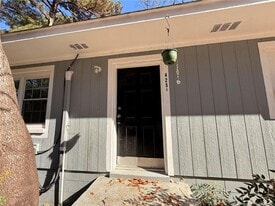 425 Squirrel St in Fayetteville, NC - Building Photo