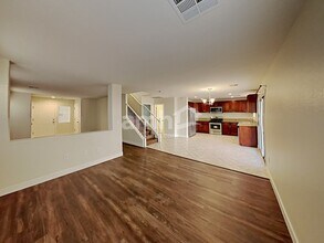 2408 Cockatiel Dr in North Las Vegas, NV - Building Photo - Building Photo