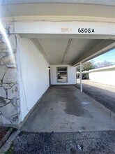 6808 Trail Lake Dr in Fort Worth, TX - Building Photo - Building Photo