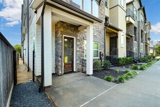 2640 Fountain Key Blvd in Houston, TX - Building Photo - Building Photo