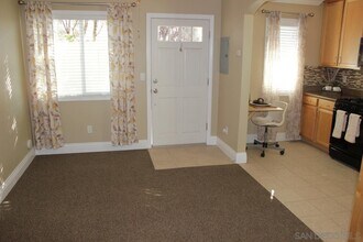 6101 Adelaide Ave in San Diego, CA - Building Photo - Building Photo
