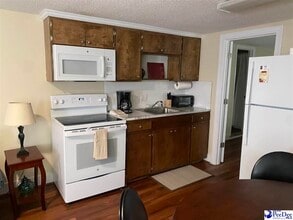 2301 S Irby St in Florence, SC - Building Photo - Building Photo