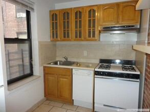 183 Pinehurst Ave in New York, NY - Building Photo - Building Photo