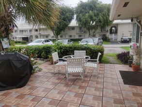 2859 NE 30th St-Unit -1 in Fort Lauderdale, FL - Building Photo - Building Photo