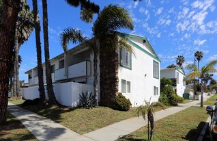 806 Surfrider Way Apartments