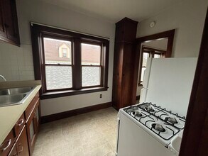 5219 S Lake Dr in Cudahy, WI - Building Photo - Building Photo