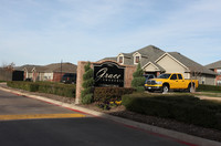 Grace Townhomes in Ennis, TX - Foto de edificio - Building Photo