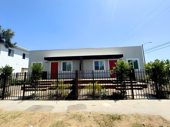 2754 S Sycamore Ave in Los Angeles, CA - Building Photo - Building Photo