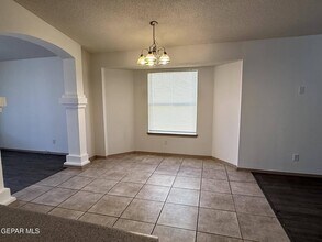 5316 Lucio Moreno Dr in El Paso, TX - Building Photo - Building Photo
