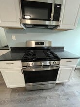 22 Pomeroy Ave in Pittsfield, MA - Building Photo - Building Photo