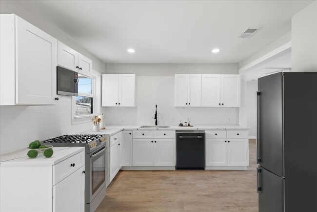 property at 2859 Marjorie Ave