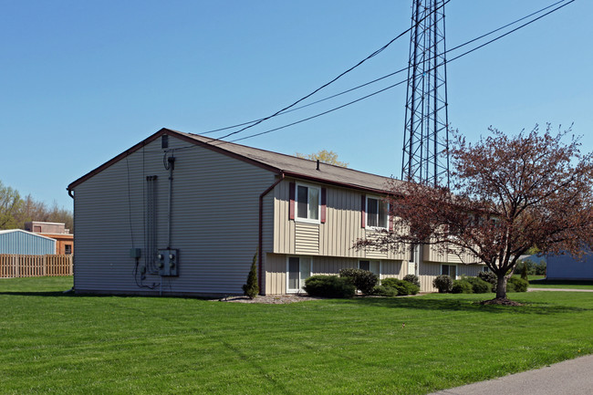 Creekside Drive Community in Madison, OH - Foto de edificio - Building Photo