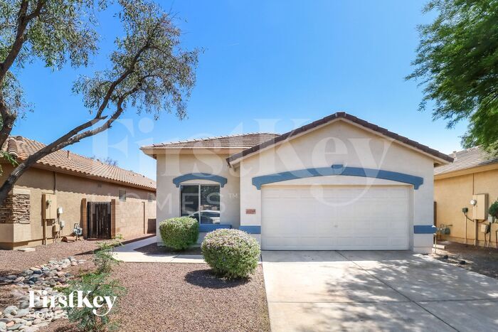 12745 W Glenrosa Dr in Litchfield Park, AZ - Building Photo