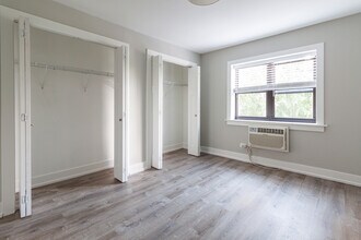 454 W Barry Ave, Unit B in Chicago, IL - Building Photo - Building Photo
