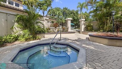 4341 W McNab Rd in Pompano Beach, FL - Building Photo - Building Photo