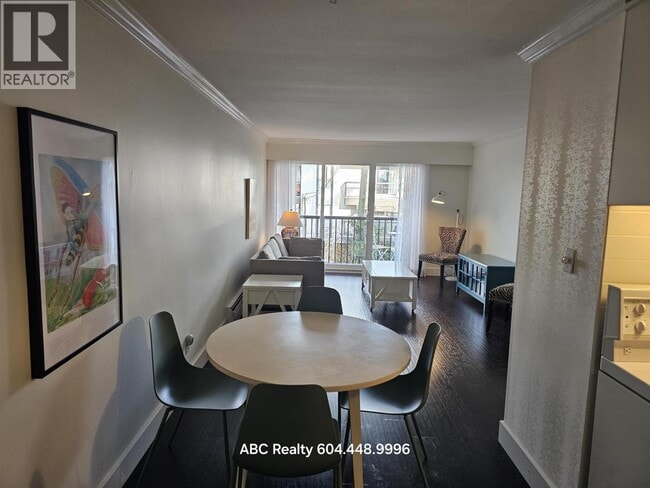 property at 2125 W 2nd Ave