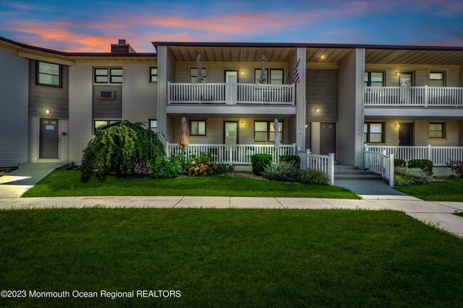 property at 36 Wharfside Dr