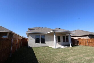 1291 Okeechobee Dr in Dallas, TX - Building Photo - Building Photo