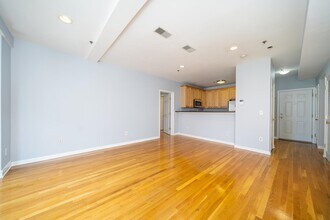 1115 Grand St in Hoboken, NJ - Building Photo - Building Photo