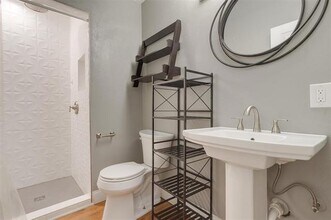 4916 Byers Ave in Fort Worth, TX - Building Photo - Building Photo