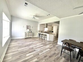 3424 Avenue R 1/2 in Galveston, TX - Building Photo - Building Photo