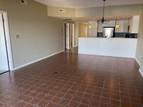 102 Williams St in Crisfield, MD - Building Photo - Building Photo