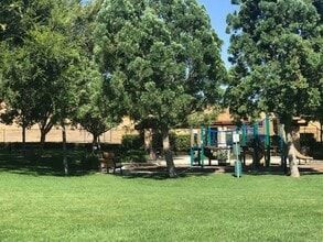 9788 Winterberry Dr in Riverside, CA - Building Photo - Building Photo